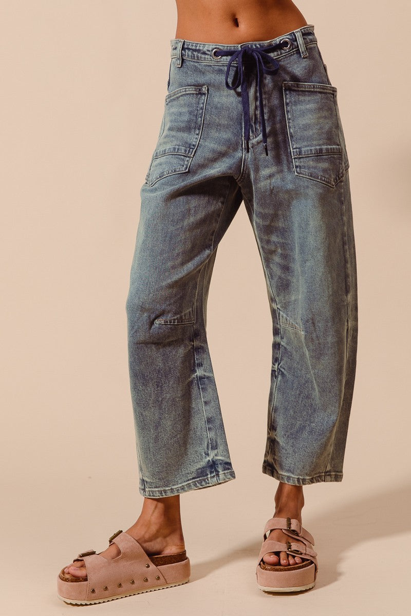 Mid-Rise Barrel Jeans