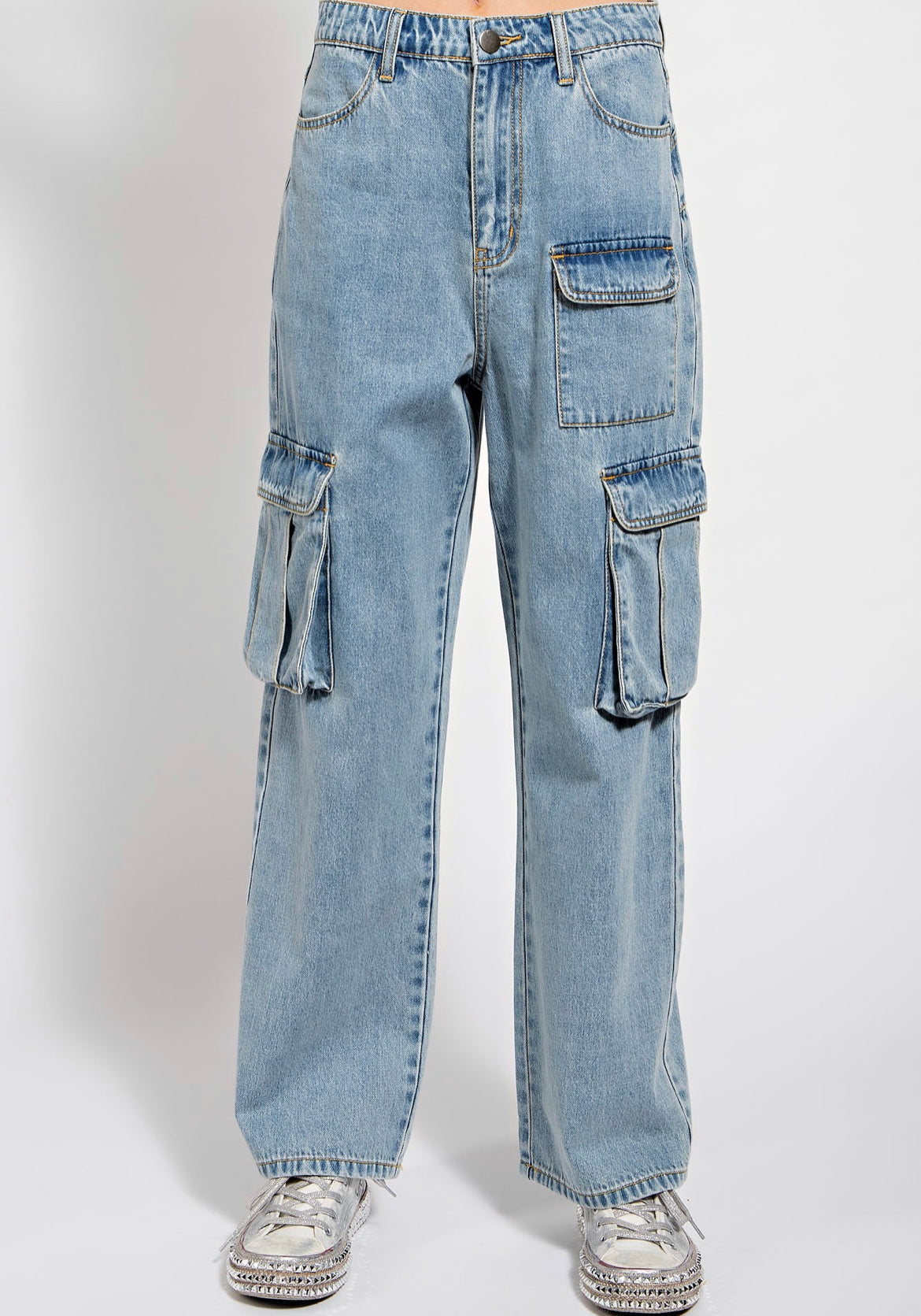 Dani Cargo in Denim