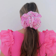 Load image into Gallery viewer, Kaxi Jumbo Scrunchie
