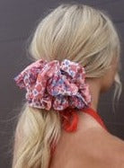 Load image into Gallery viewer, Kaxi Jumbo Scrunchie
