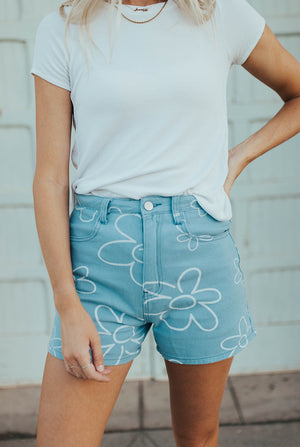 Ditsy Daisy Shorts