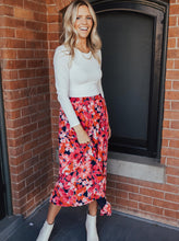 Load image into Gallery viewer, Ellen Maxi Skirt
